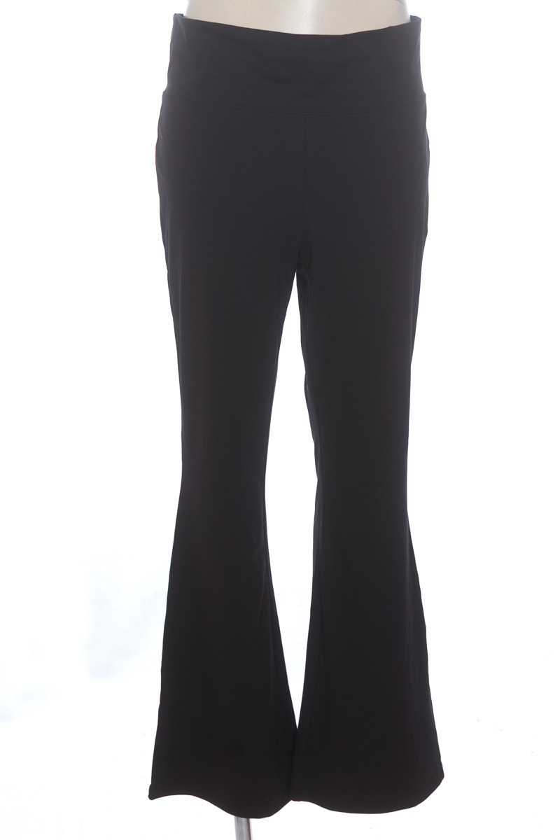 Pantalones color Negro - Divided by H&M