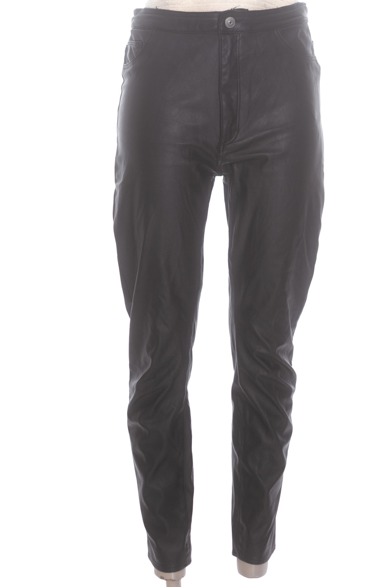Pantalones color Negro - Divided by H&M