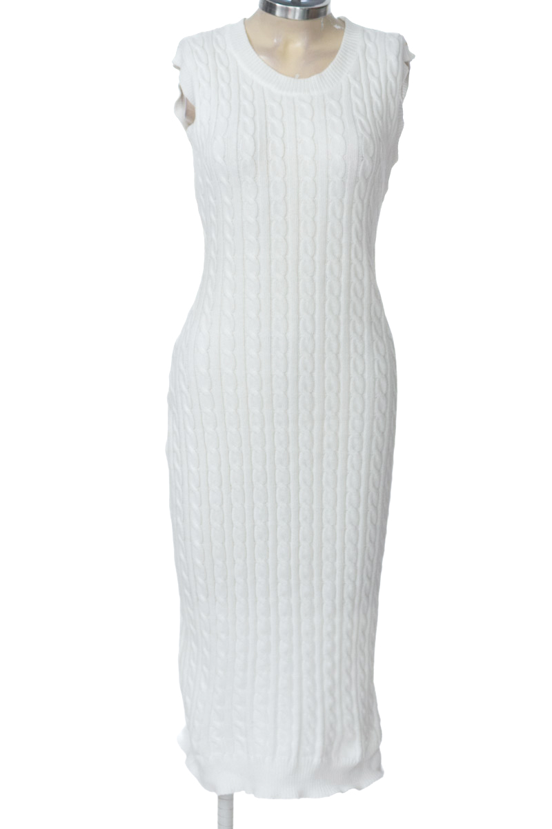 Vestido / Enterizo color Blanco - Closeando