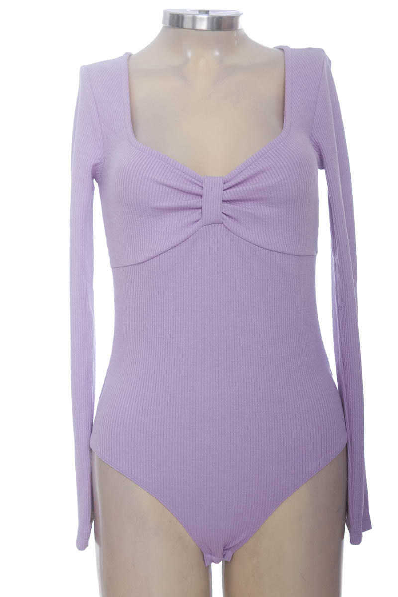 Top / Camiseta color Lila - H&M