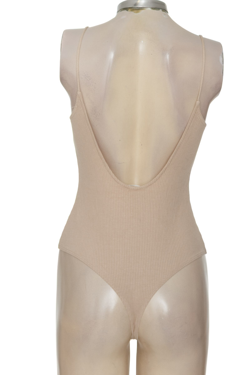 Top / Camiseta color Beige - H&M