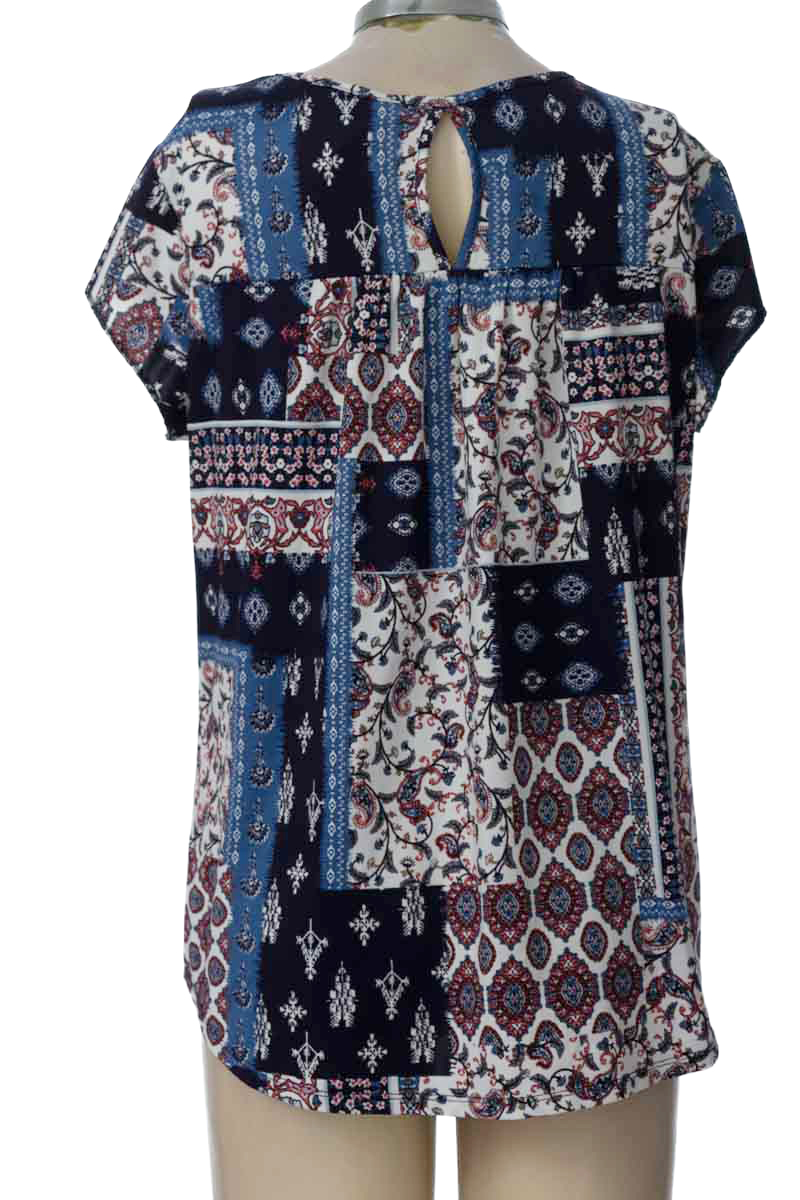 Top / Camiseta color Azul - PerSeption Concept