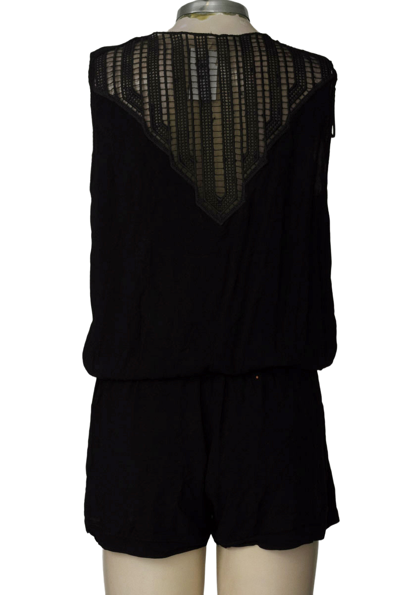 Vestido / Enterizo color Negro - Touche