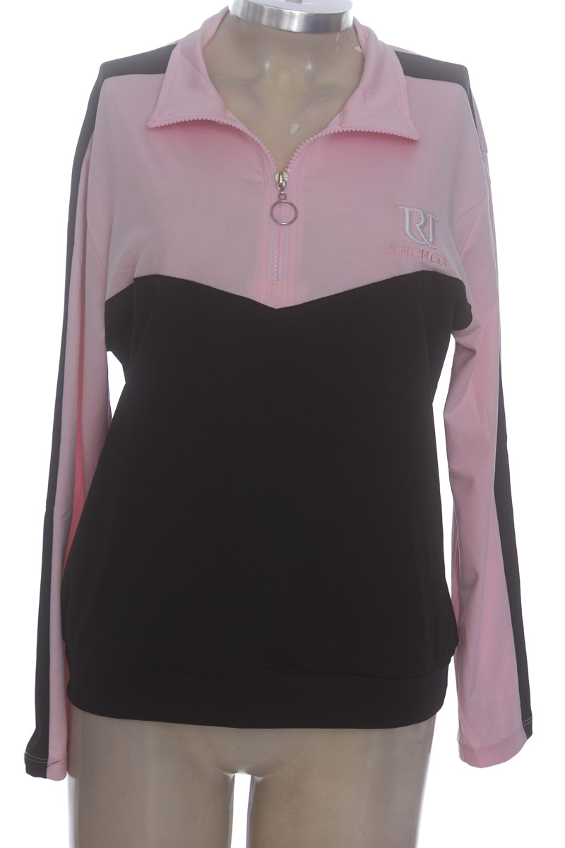 Ropa Deportiva / Salida de Baño color Negro - Closeando