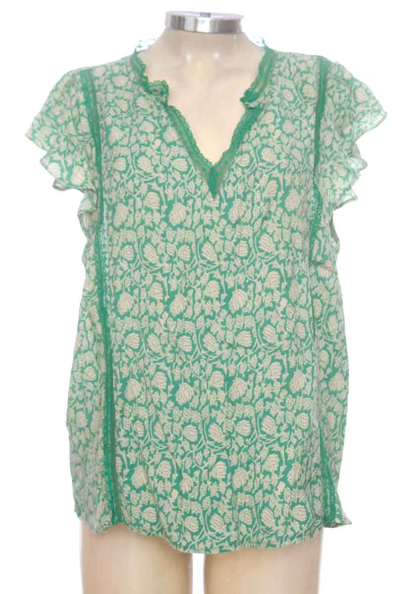 Top / Camiseta color Verde - Basement