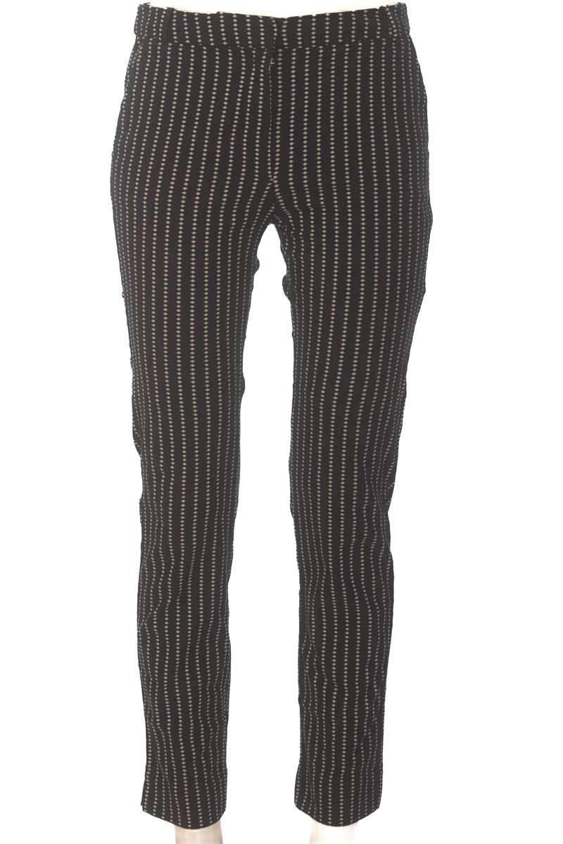 Pantalones color Negro - MNG