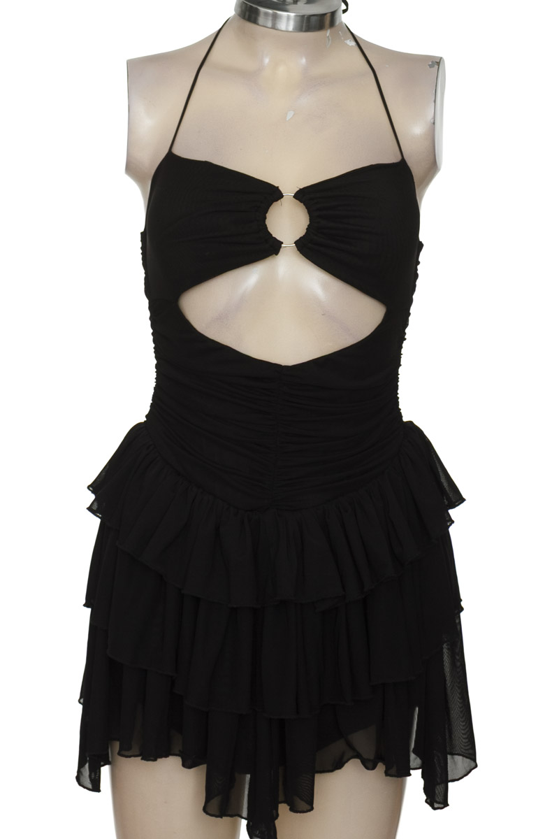 Vestido / Enterizo color Negro - Windsor