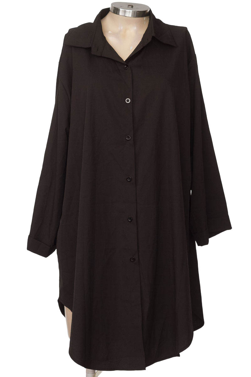 Blusa color Negro - Closeando