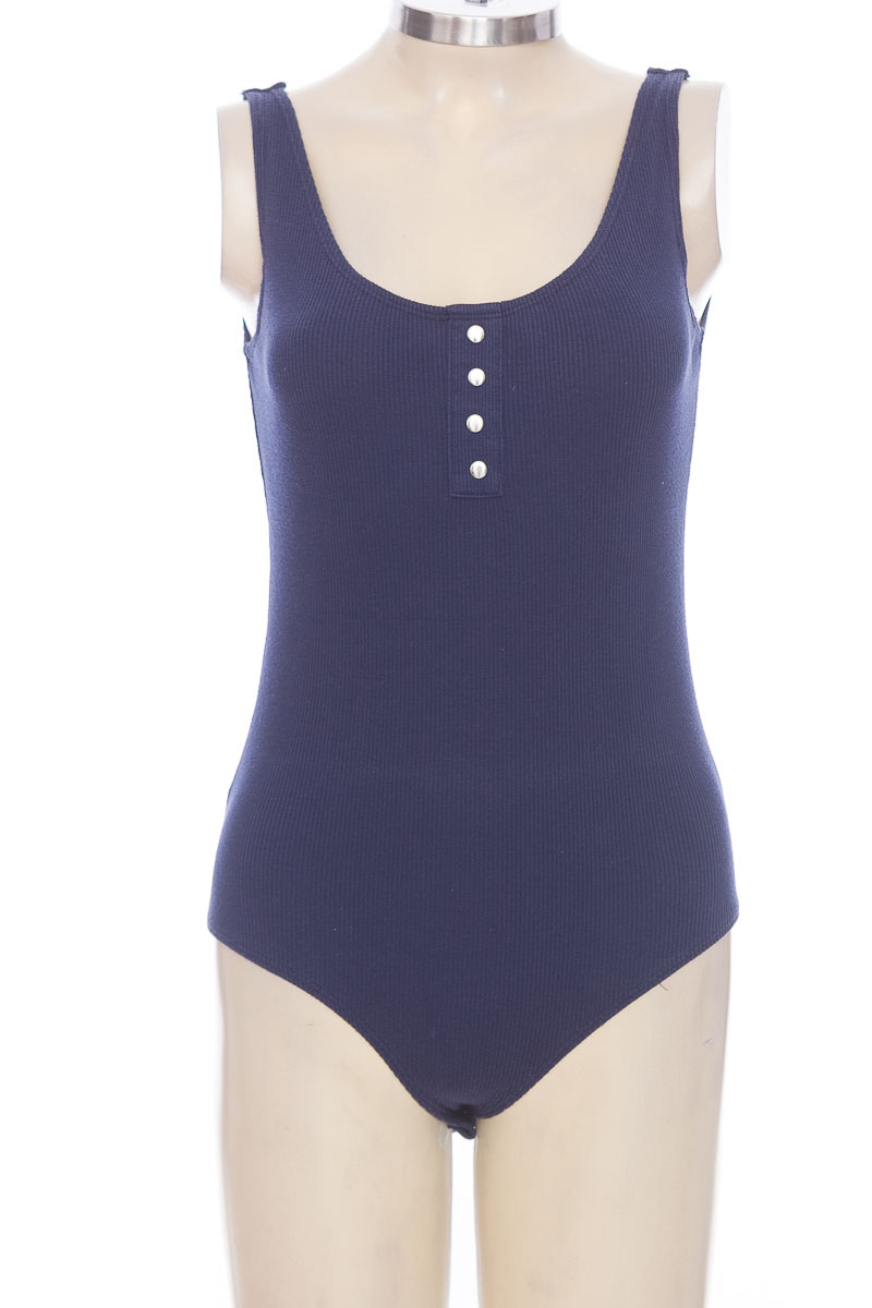 Top / Camiseta color Azul - Facol talla M de Segunda Mano | Closeando