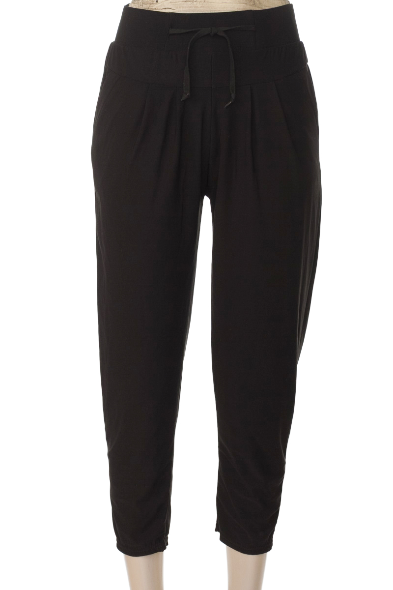 Pantalones color Negro - Closeando