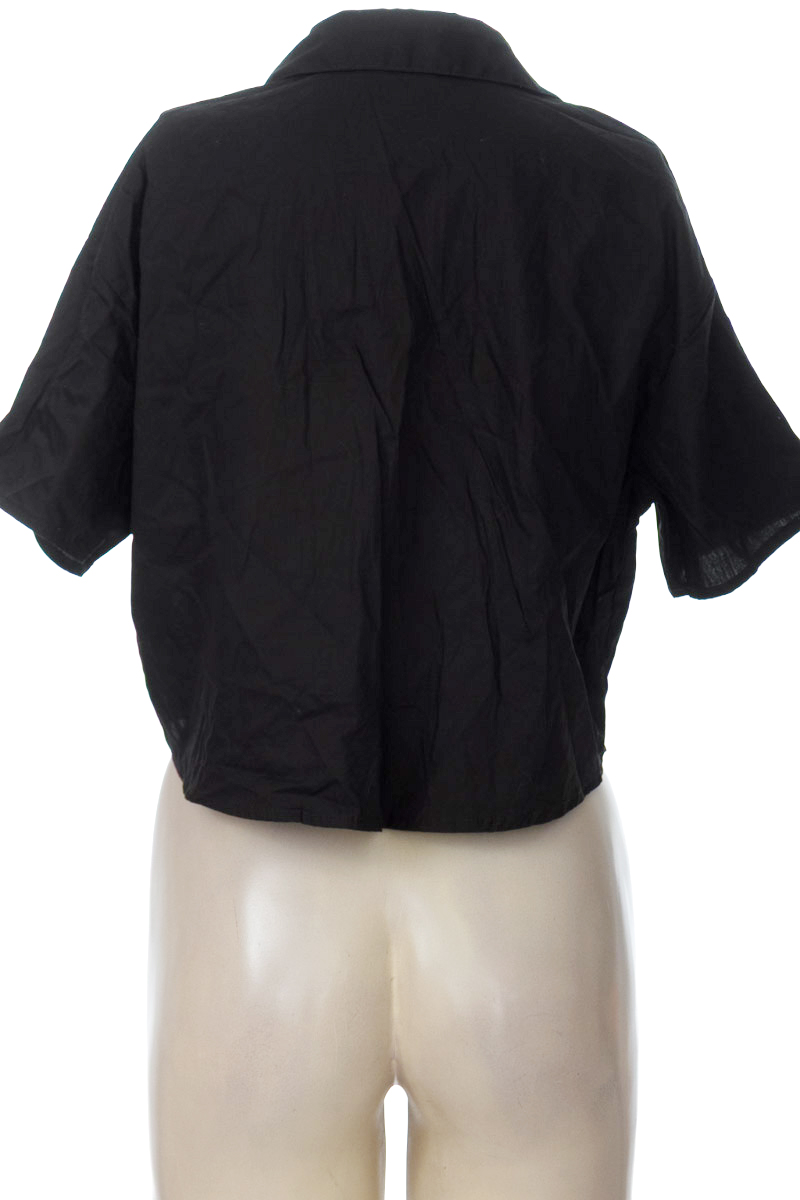 Blusa color Negro - Loguin