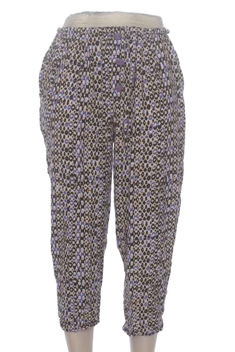 Pantalones color Beige - Closeando