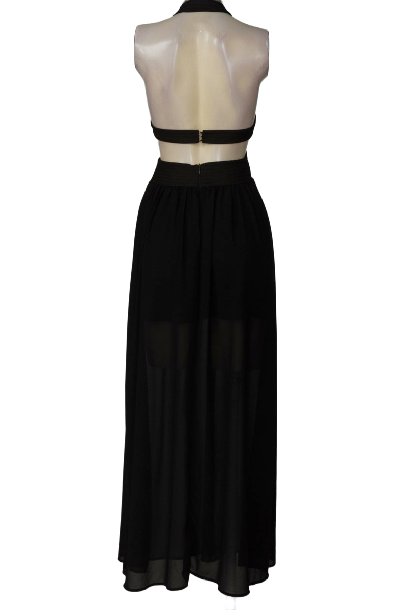 Vestido / Enterizo color Negro - Studio F