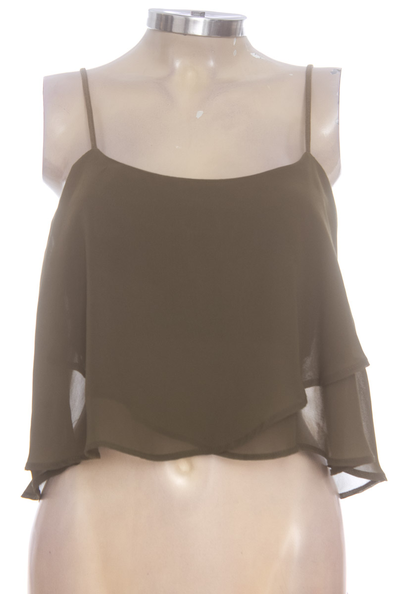 Top / Camiseta color Verde - Bershka