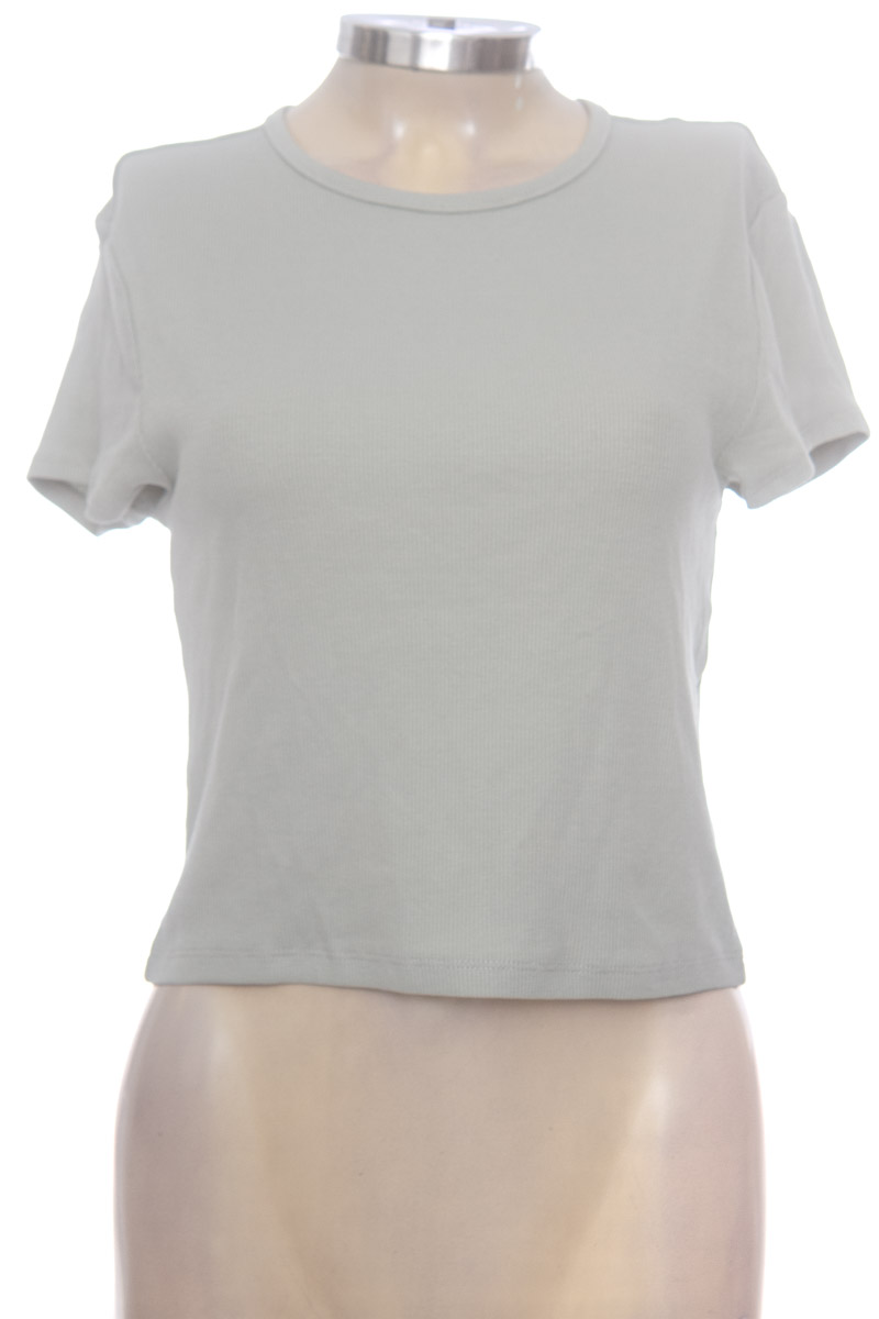 Top / Camiseta color Verde - Divided by H&M