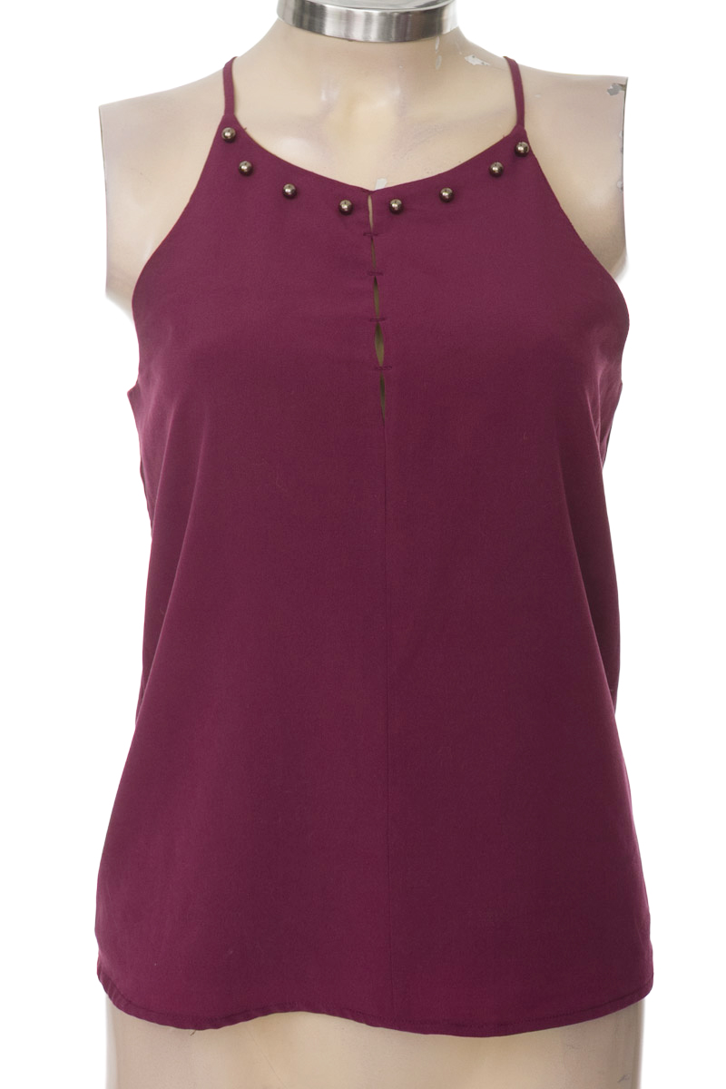 Top / Camiseta color Morado - NAF NAF