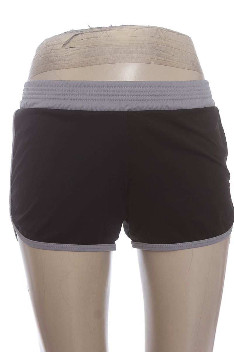 Ropa Deportiva / Salida de Baño color Negro - Bronzini