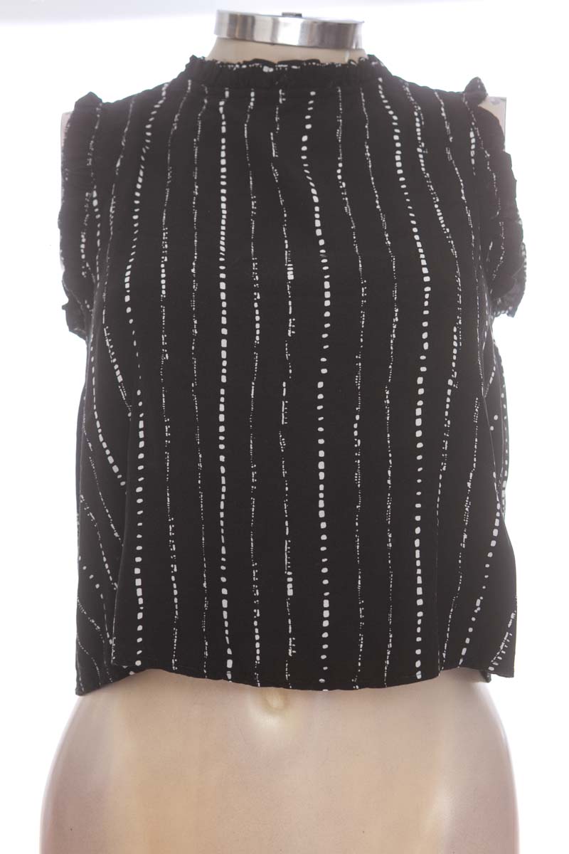 Blusa color Negro - University Club