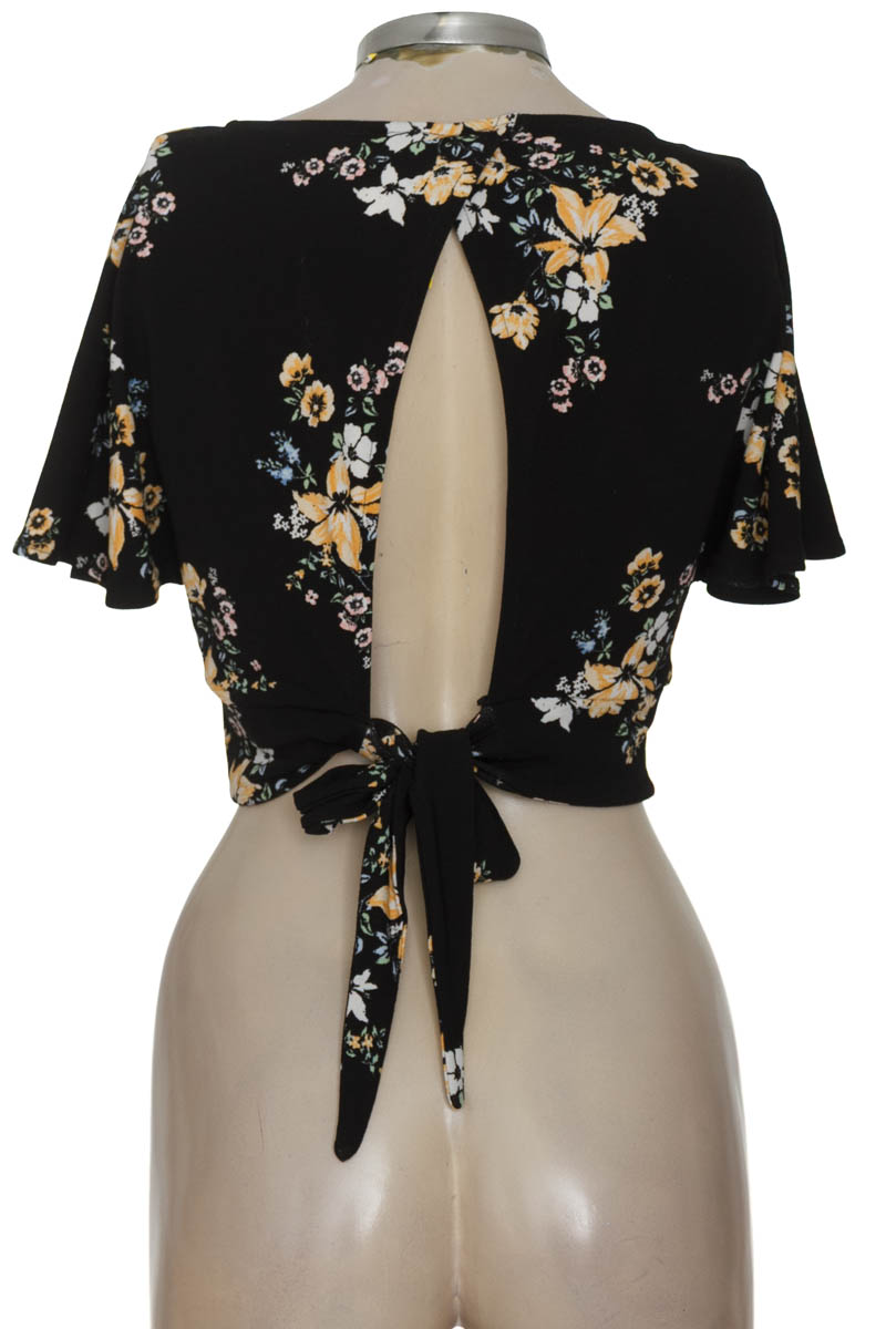 Top / Camiseta color Negro - Divided by H&M