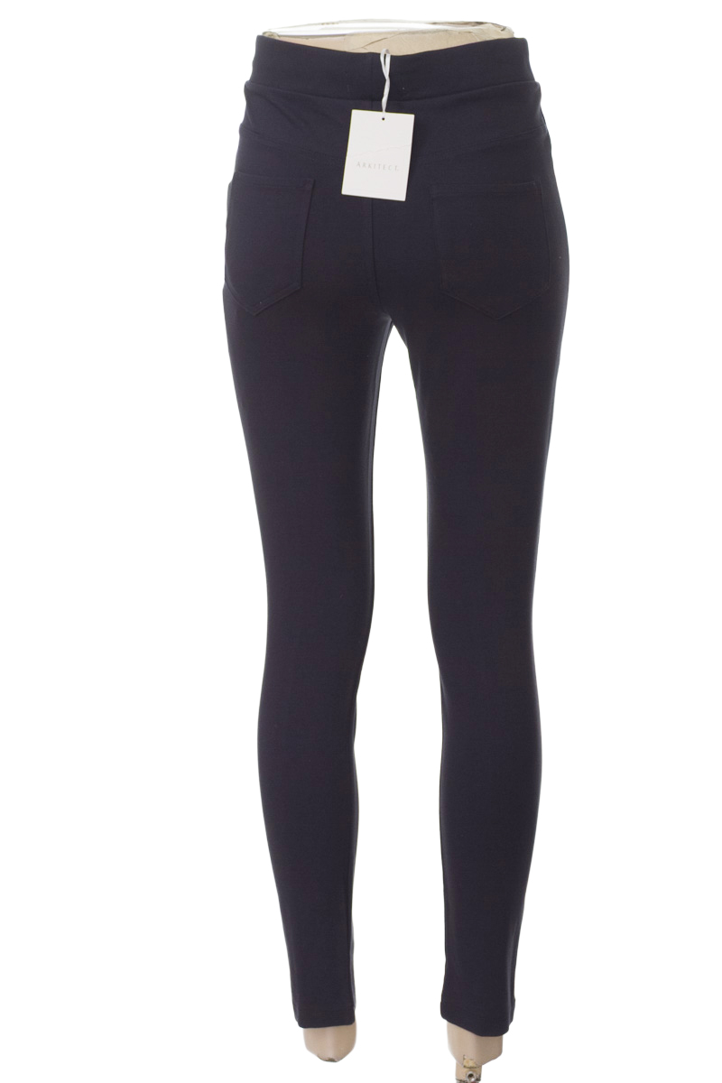 Pantalones color Azul - Arkitect