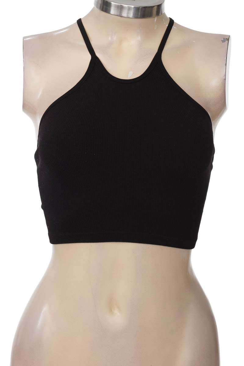 Top / Camiseta color Negro - Stradivarius