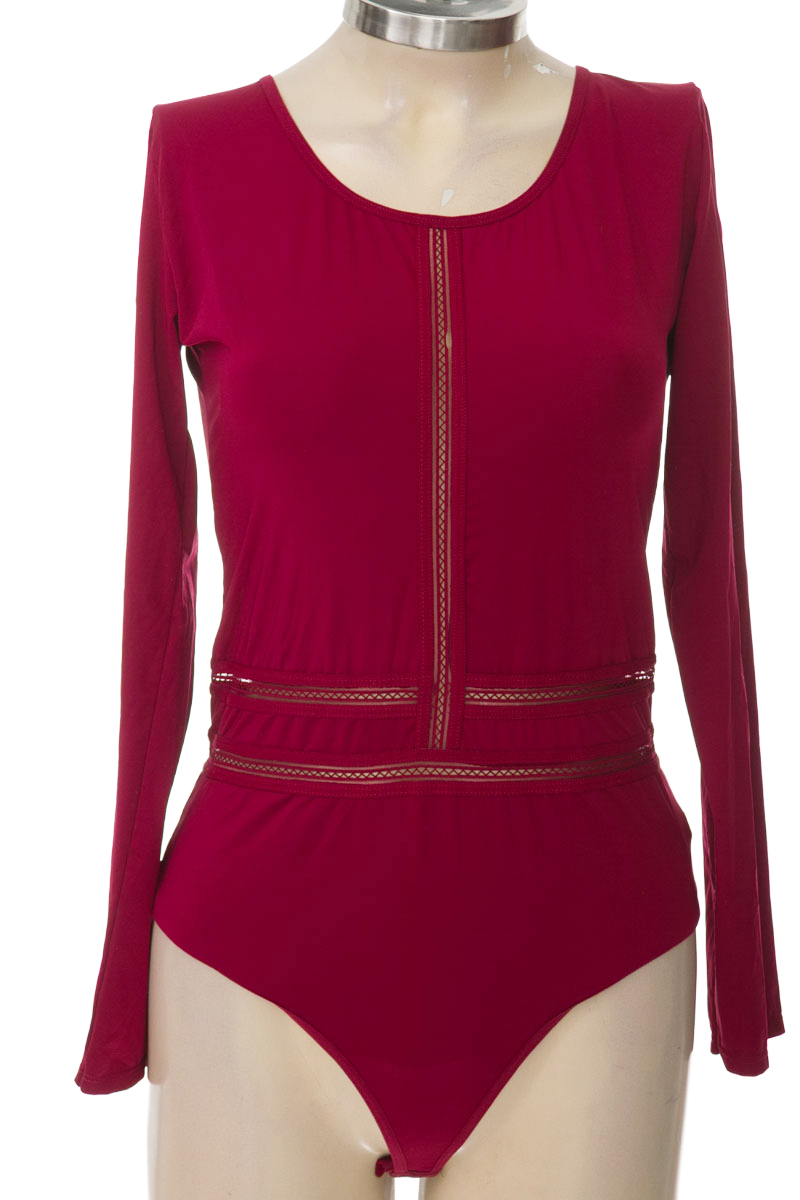 Top / Camiseta color Vinotinto - Carol