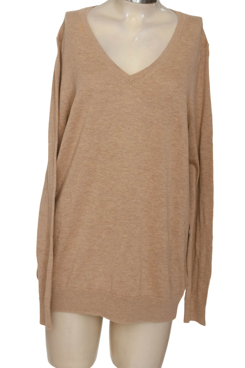 Sweater color Beige - Amazon Essentials
