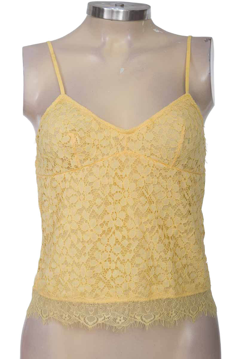 Top / Camiseta color Amarillo - Leonisa