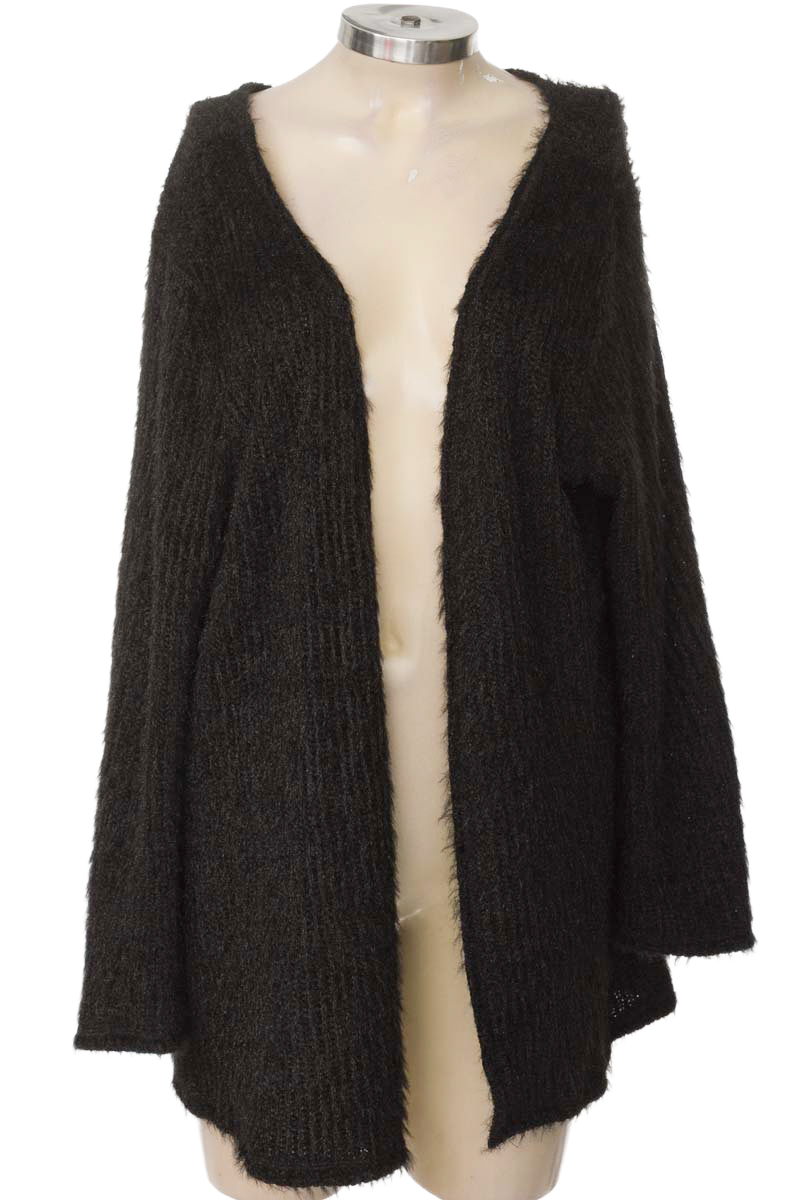 Sweater color Negro - Pacifika