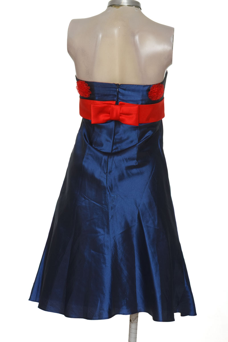 Vestido / Enterizo color Azul - Closeando