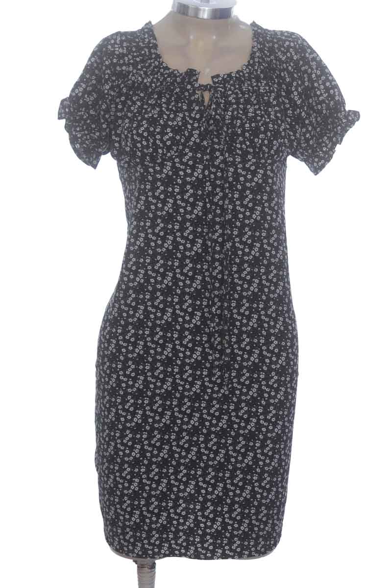 Vestido / Enterizo color Negro - Closeando