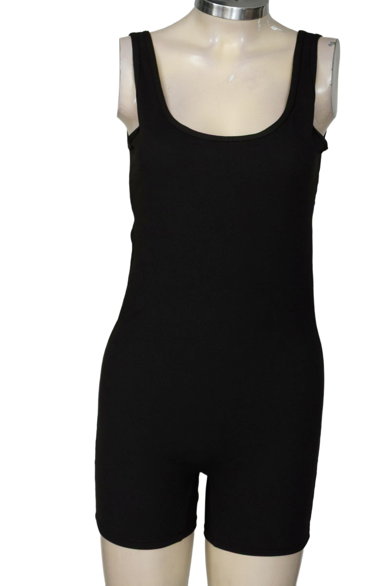 Ropa Deportiva / Salida de Baño color Negro - Closeando