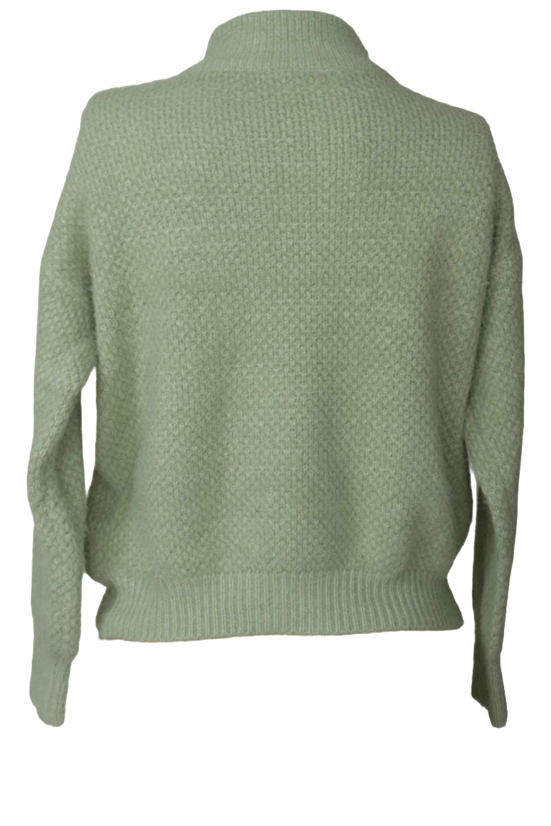 Sweater color Verde - Closeando