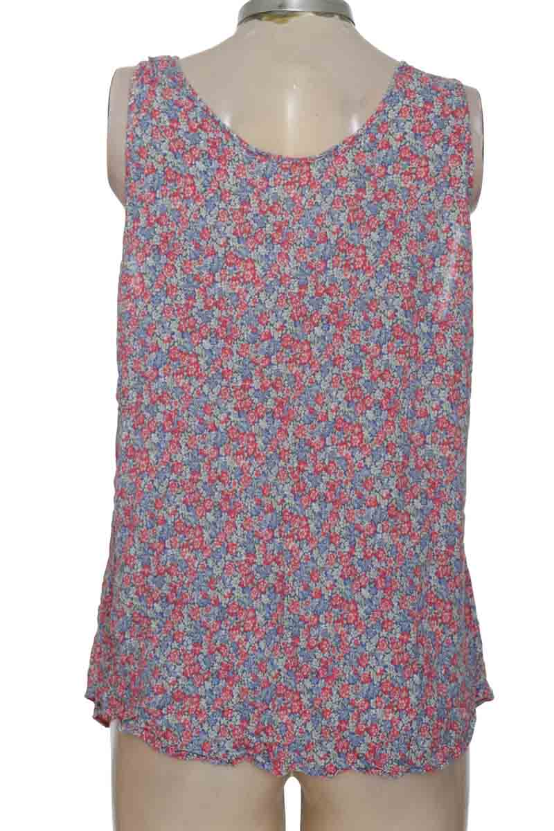 Top / Camiseta color Estampado - People
