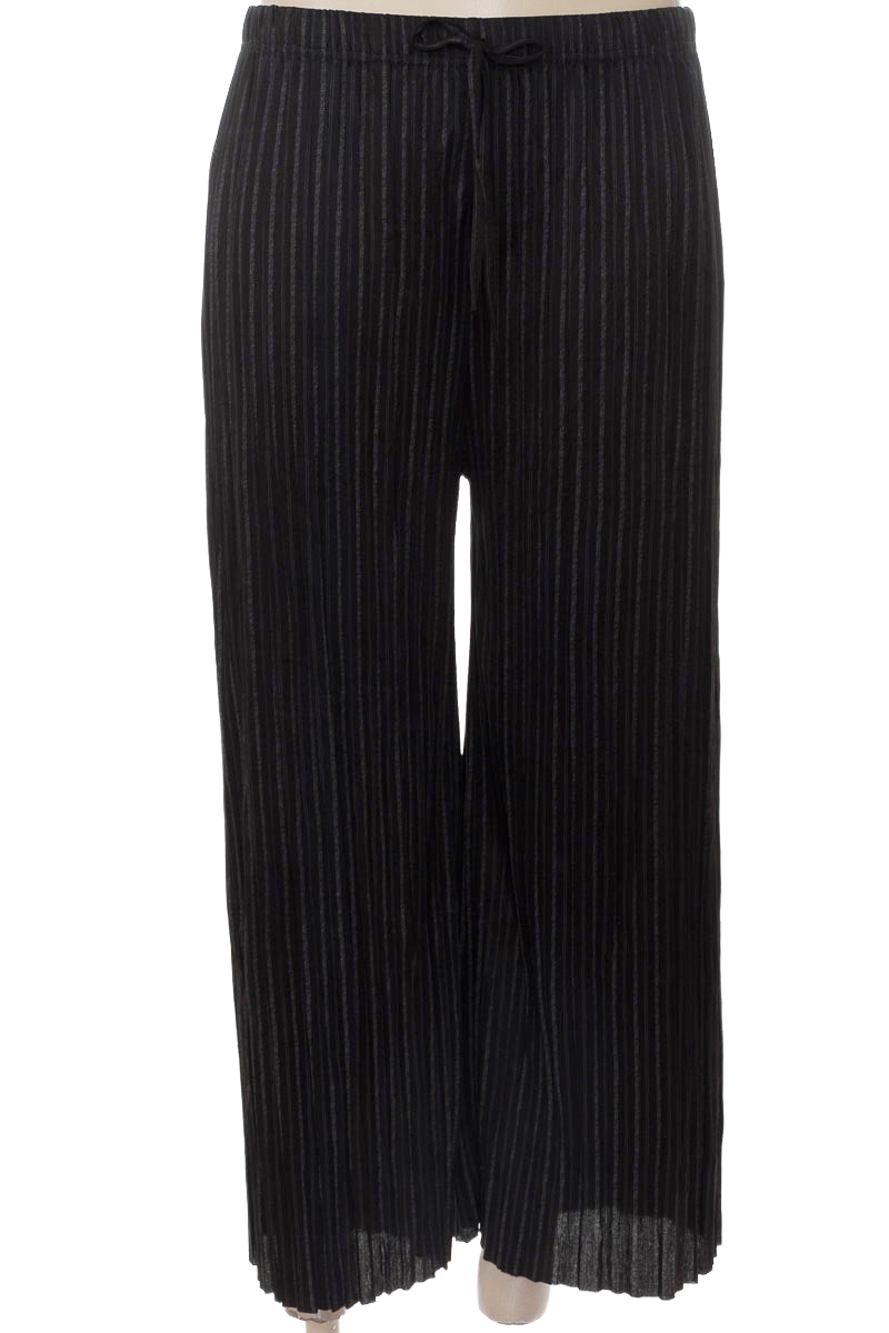 Pantalones color Negro - Closeando