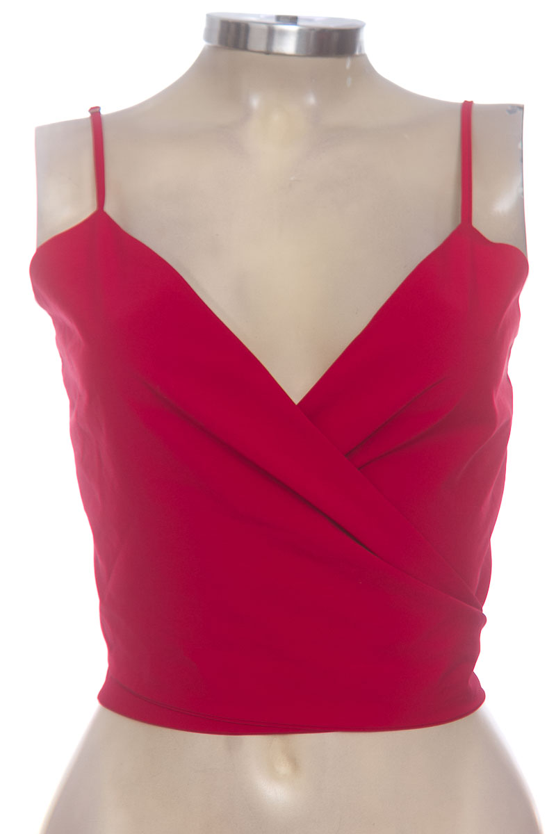 Top / Camiseta color Rojo - Derek