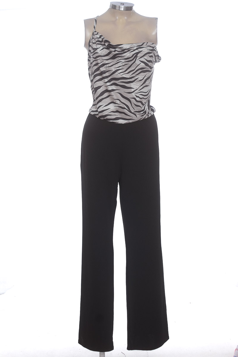 Vestido / Enterizo color Negro - Carmel