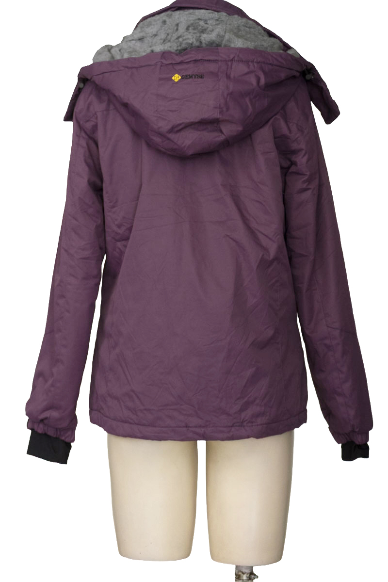 Chaqueta / Abrigo color Morado - Gemyse