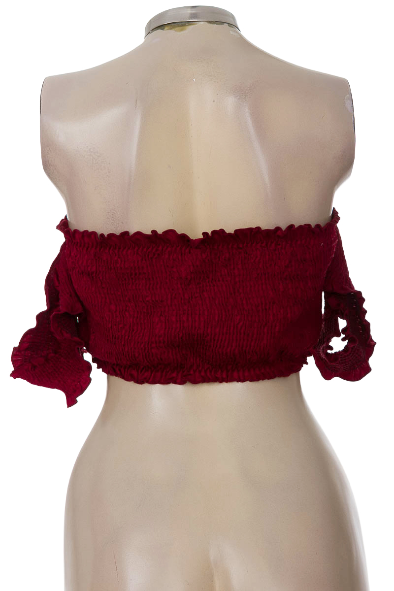 Top / Camiseta color Vinotinto - Carmel