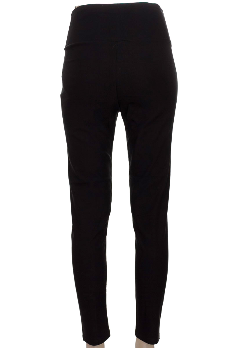 Pantalones color Negro - Pacifika