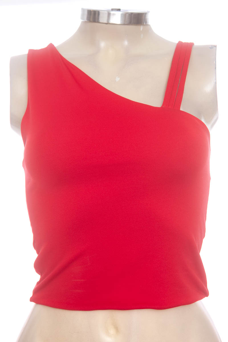 Top / Camiseta color Rojo - Closeando