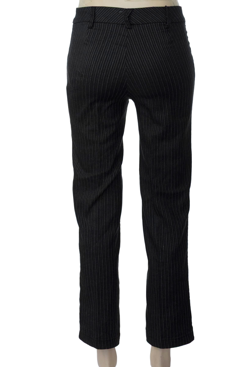 Pantalones color Negro - Closeando