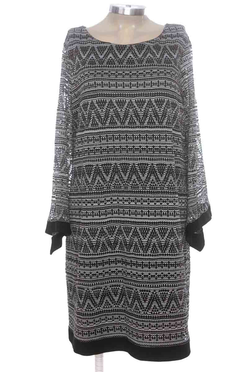 Vestido / Enterizo color Negro - Emma & Michele