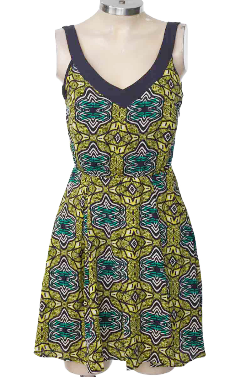 Vestido / Enterizo color Verde - Closeando