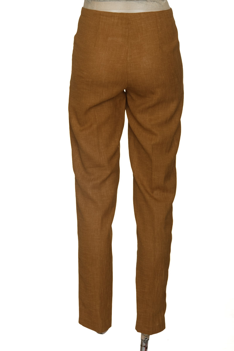 Pantalones color Beige - Closeando