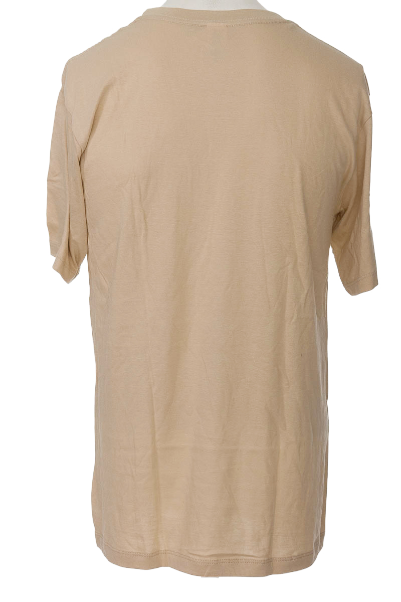 Camiseta color Beige - Closeando