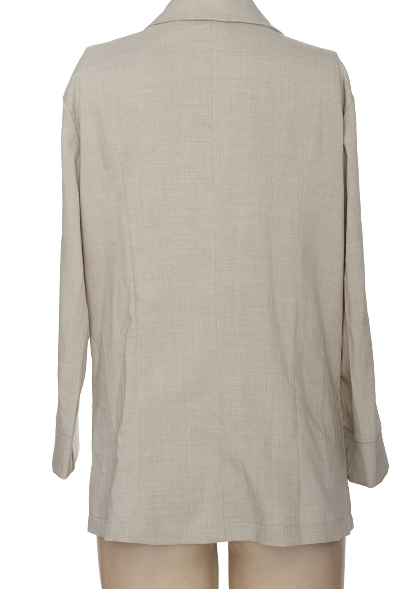 Chaqueta / Abrigo color Beige - Closeando