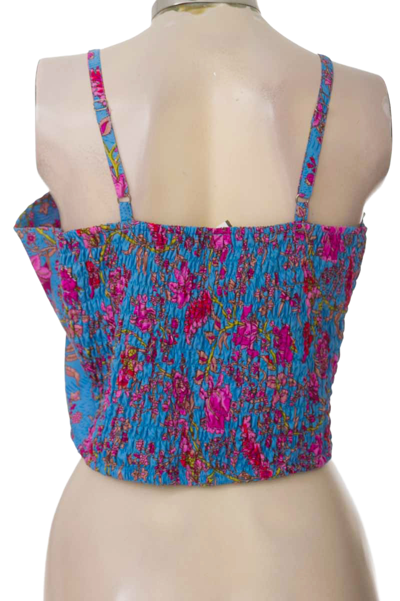 Top / Camiseta color Azul - Closeando