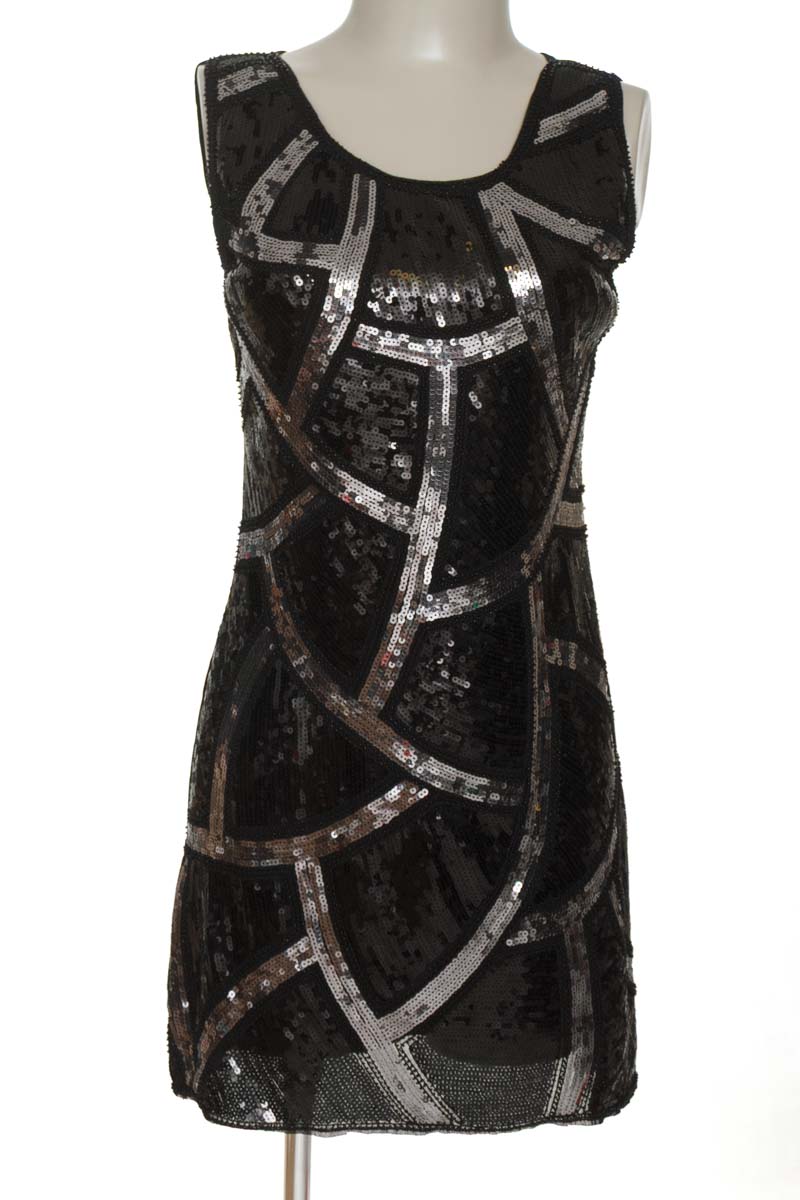 Vestido / Enterizo color Negro - Closeando