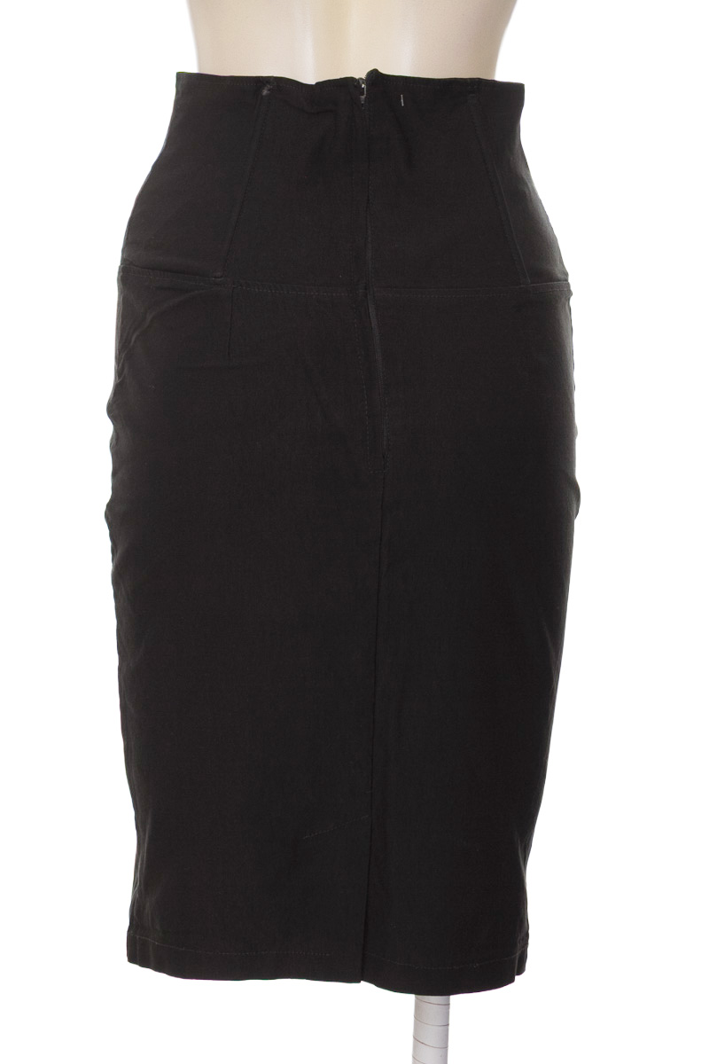 Falda color Negro - Dysmor